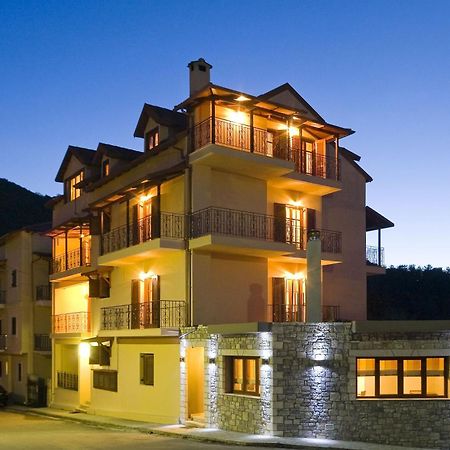 Kalavrita Krinides Apartment And Attics Экстерьер фото