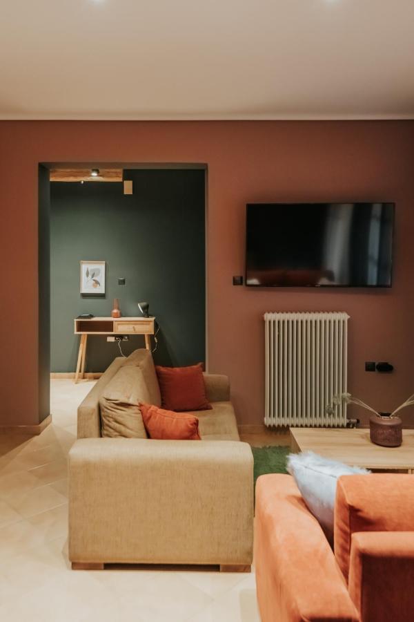 Kalavrita Krinides Apartment And Attics Экстерьер фото