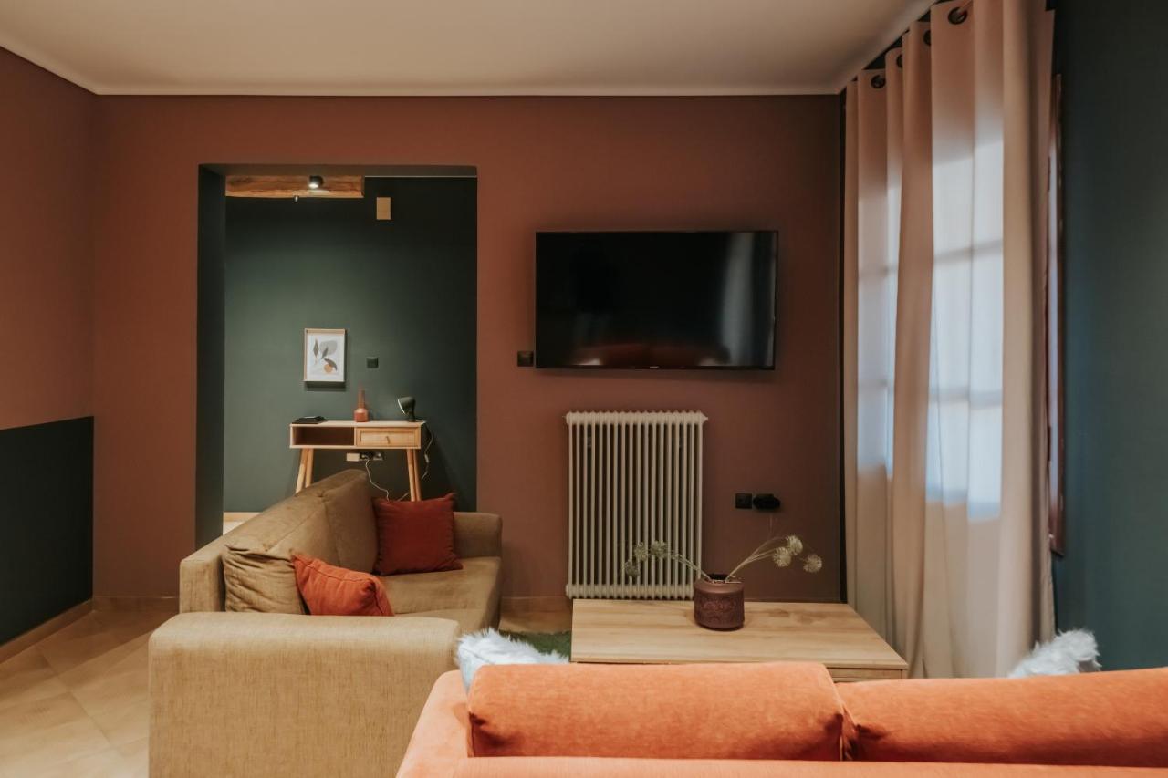 Kalavrita Krinides Apartment And Attics Экстерьер фото