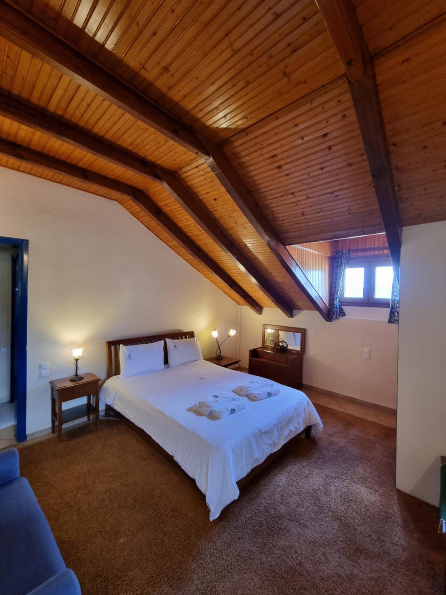 Kalavrita Krinides Apartment And Attics Экстерьер фото